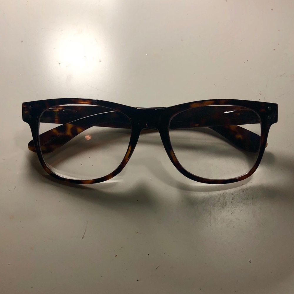 Tortoise Fashion Eyeglasses